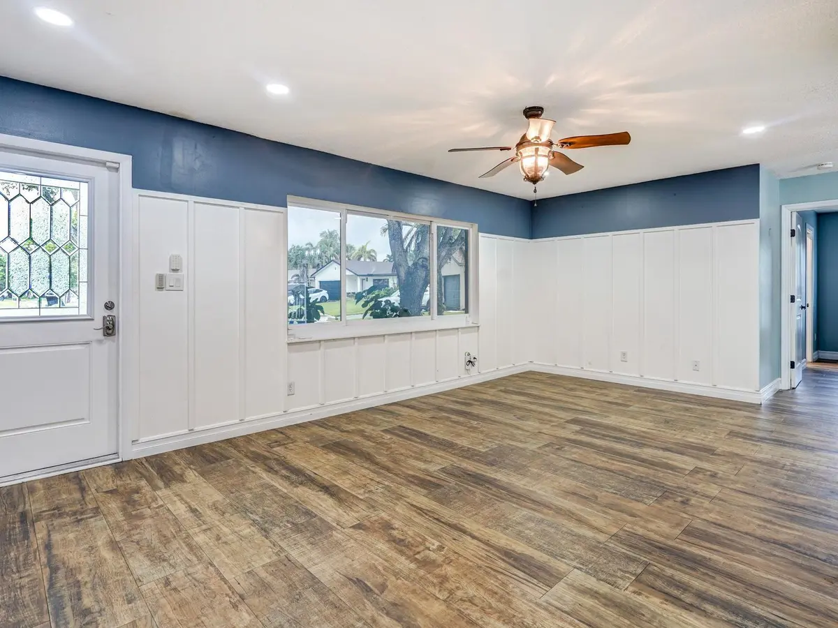 010-019-10-1600x1200 at 5700 SW 115TH Avenue, Cooper City