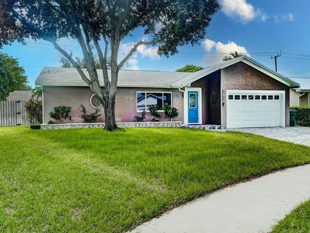 001-003-01-1600x1200 at 5700 SW 115TH Avenue, Cooper City
