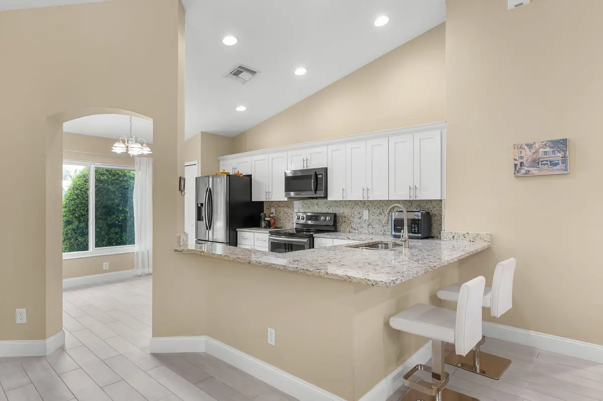 15-web-or-mls-5861 NW Cullom Cir - 15 at 5861 NW Cullom Circle, Port St. Lucie