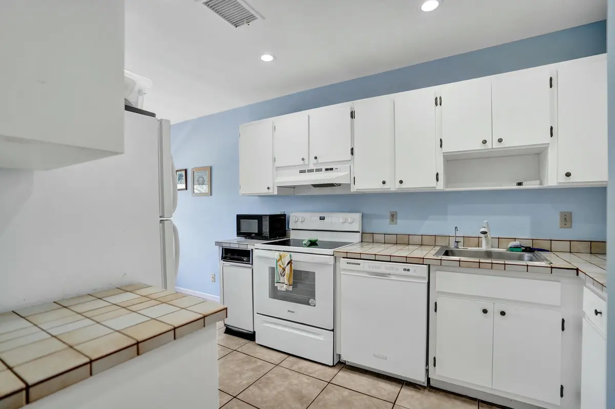 Kitchen at 19 STRATFORD Drive Unit F, Boynton Beach
