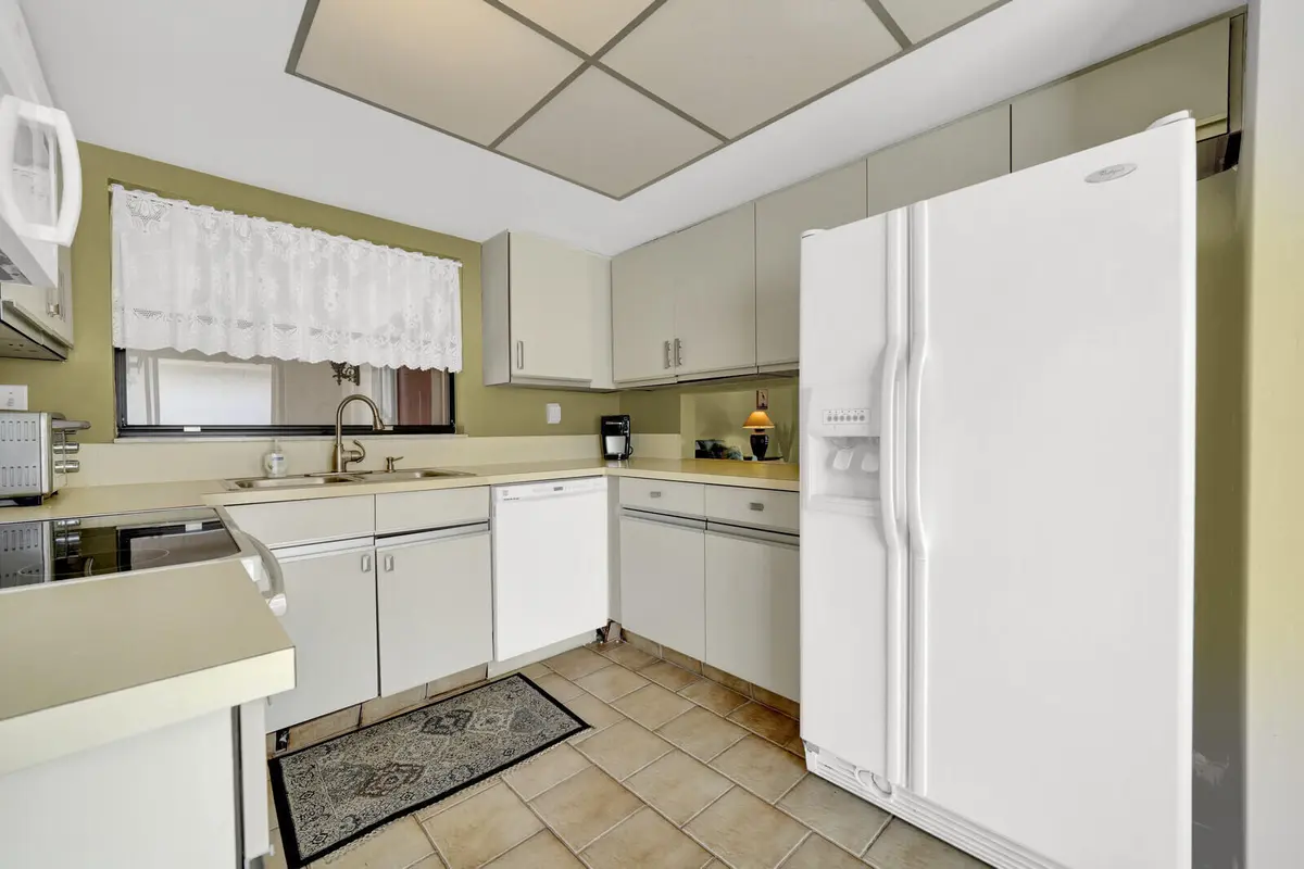 16_Image_16_mls at 5569 Lakeview Mews Drive, Boynton Beach