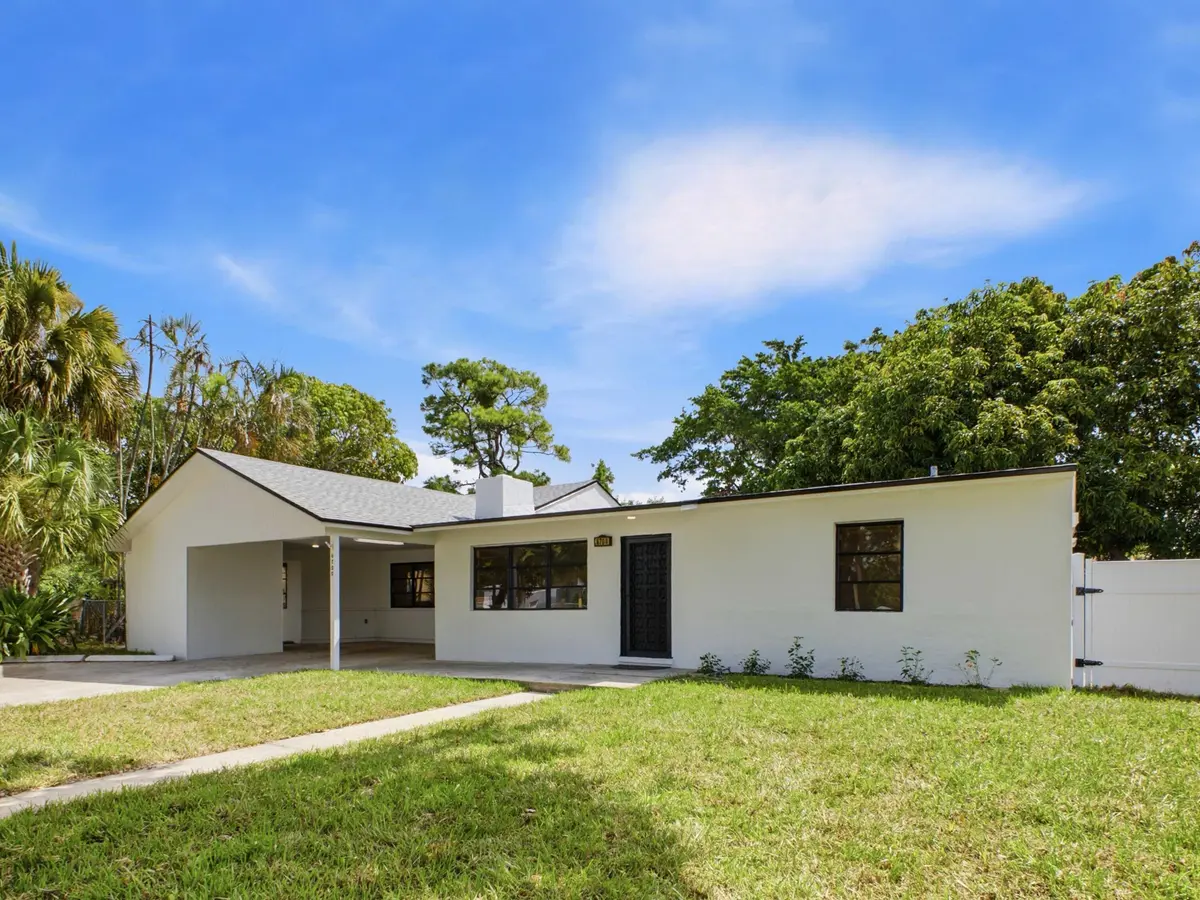 Front at 6700 Forest Court, West Palm Beach