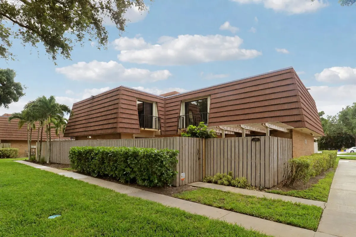 Exterior at 1901 19th Lane, Palm Beach Gardens