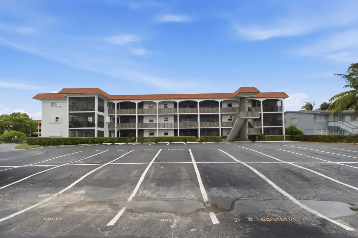 2__d4s5724 at 651 PINE Drive 309, Pompano Beach
