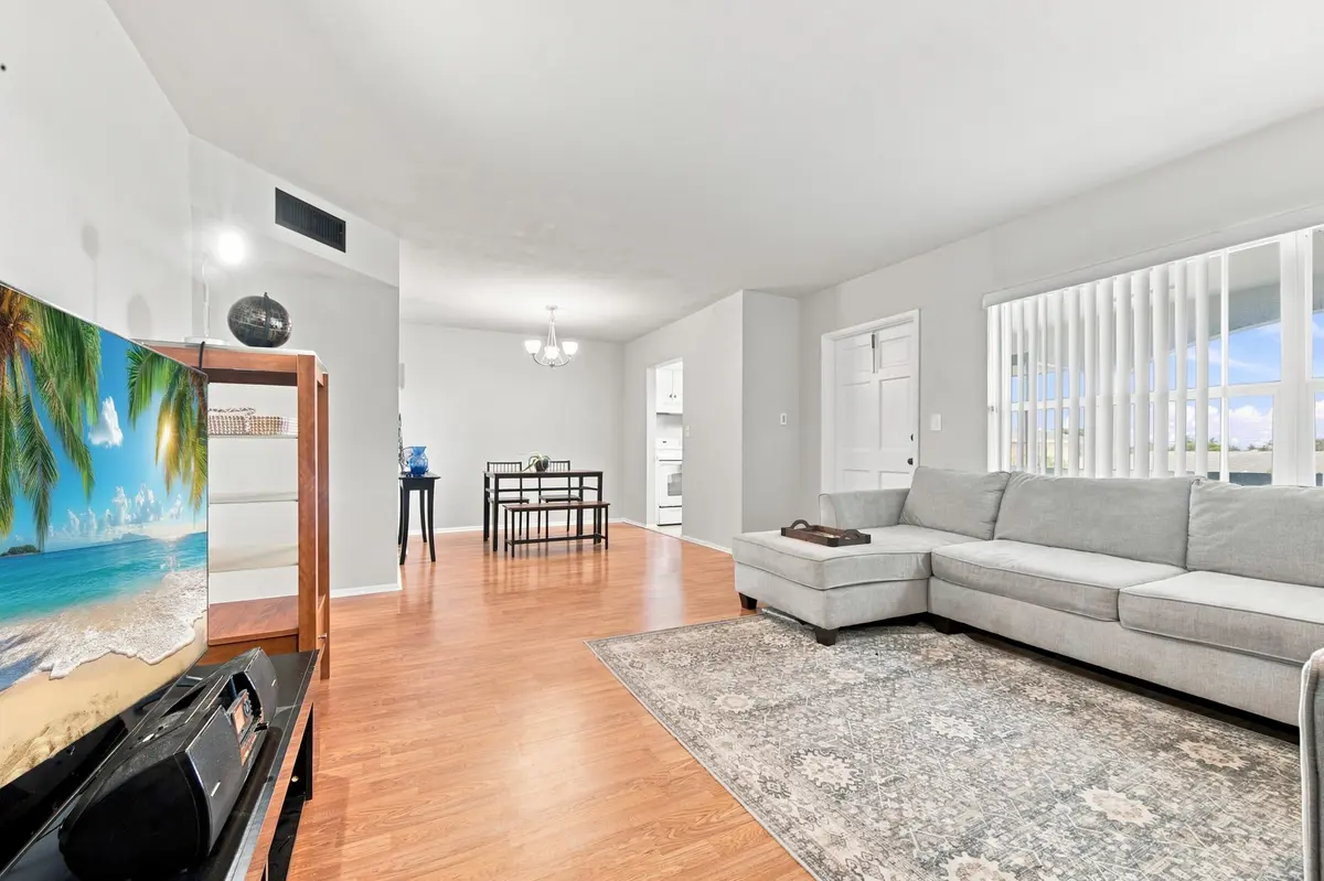 8__d4s5569 at 651 PINE Drive 309, Pompano Beach