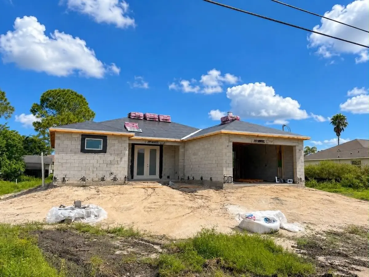 e7d66524-15d9-4033-bab5-2287a094f148 at 9036 86th Street, Vero Beach