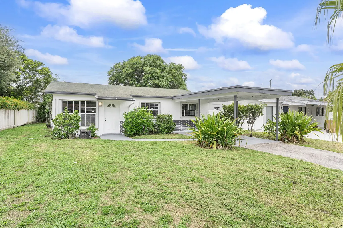 19-web-or-mls-DSC08096 at 441 NW 2ND Avenue, Deerfield Beach