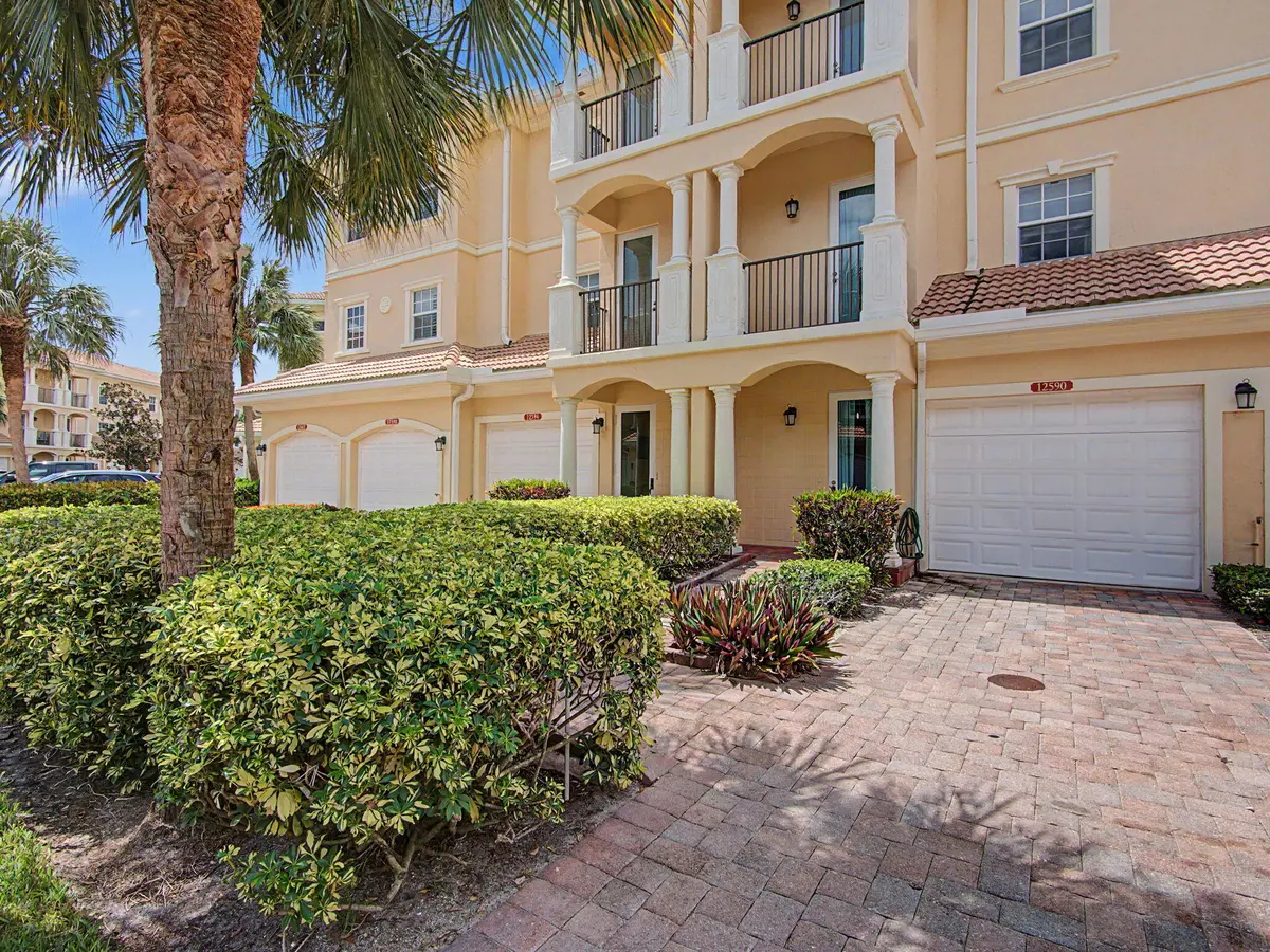 2-web-or-mls-002 at 12590 SE Old Cypress Drive, Hobe Sound