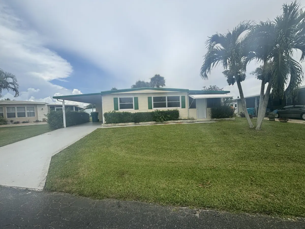 5a1f6680-2ab7-469b-8f2b-b321e7f6fde5 at 4435 Round Table Court, Boynton Beach