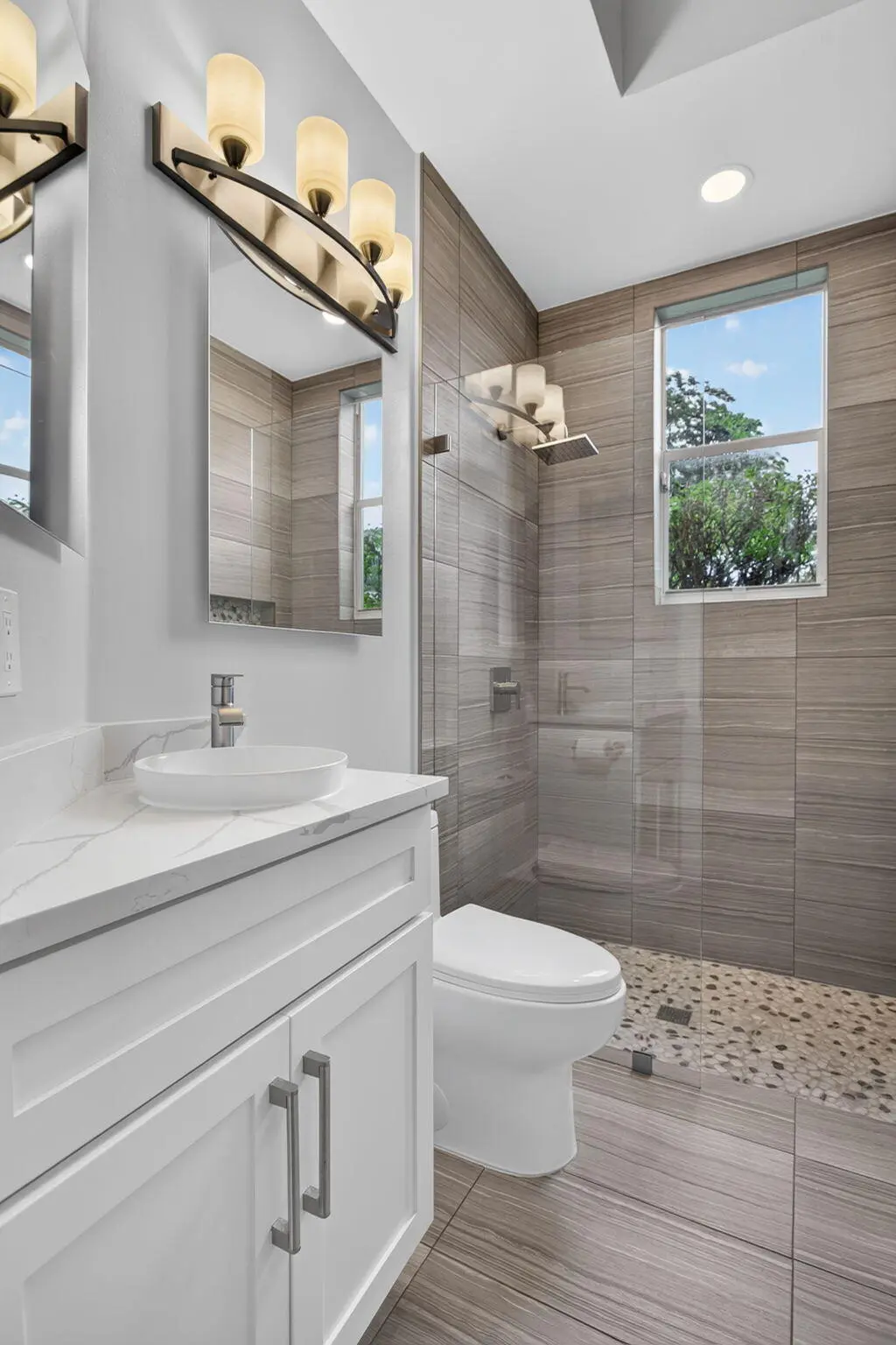 Fourth Bathroom at 577 NW 120TH Drive, Coral Springs