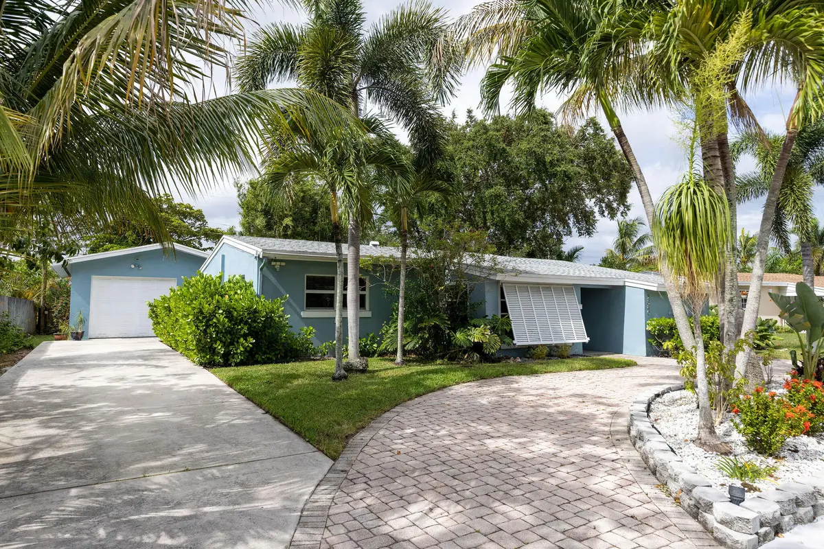 1W0A0005-HDR at 2380 SW 15th Street, Fort Lauderdale