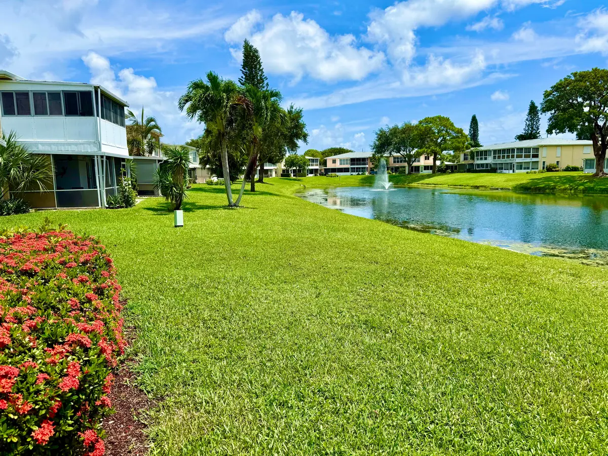 IMG_2073 at 1421 NW 19th Terrace 102, Delray Beach