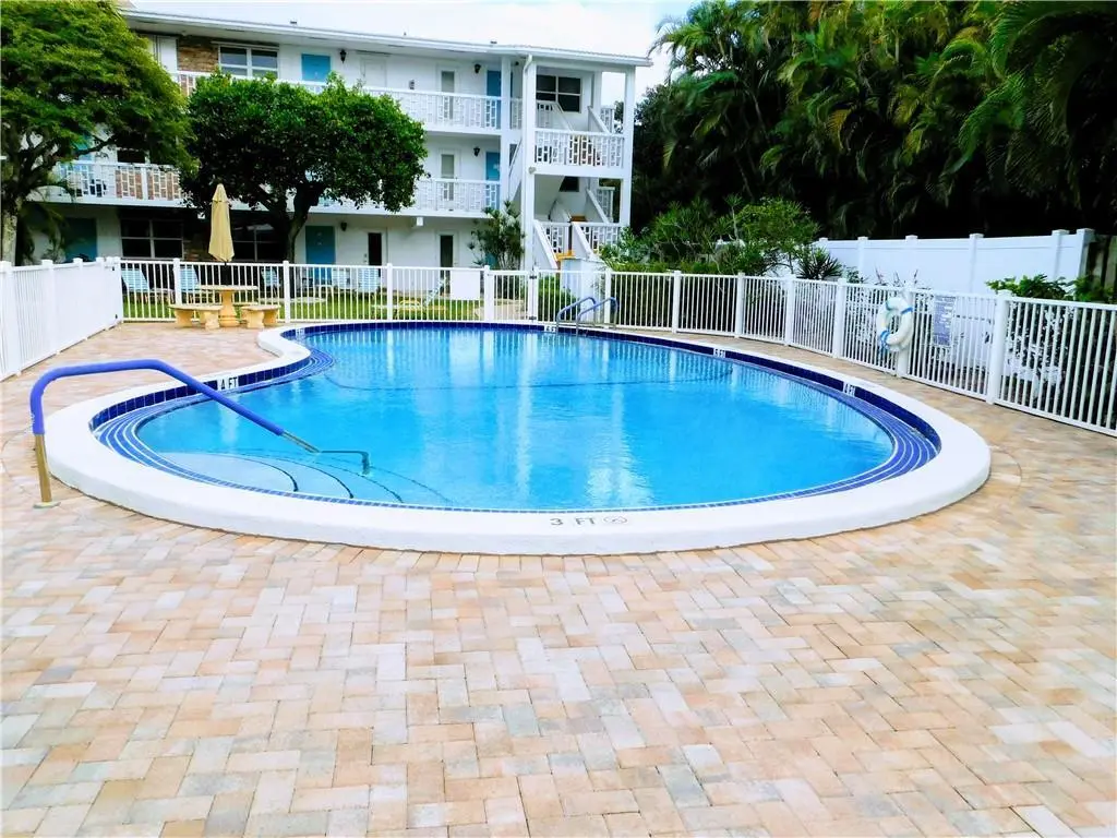 234 HIBISCUS Avenue 370, Lauderdale-By-The-Sea, FL – photo 3