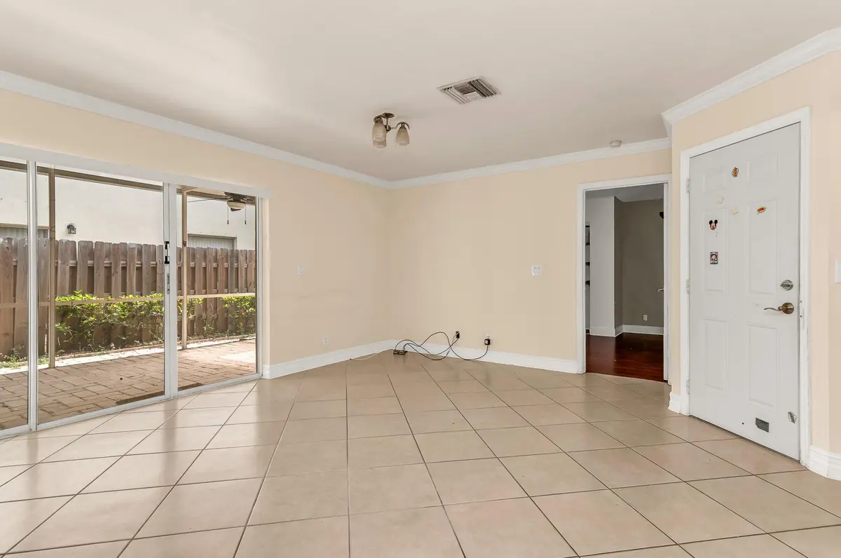 Photo 5 at 5486 NW 44TH Way, Coconut Creek