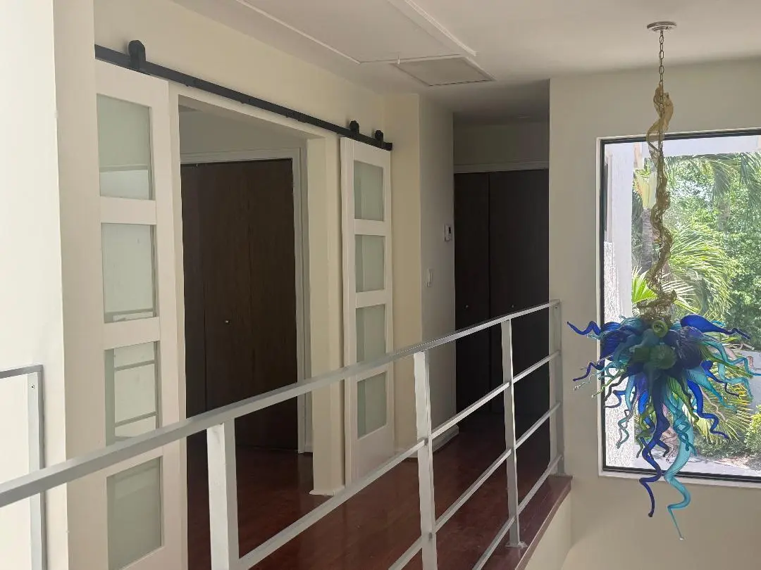 1127 upstairs at 1127 BOCA COVE Lane, Highland Beach