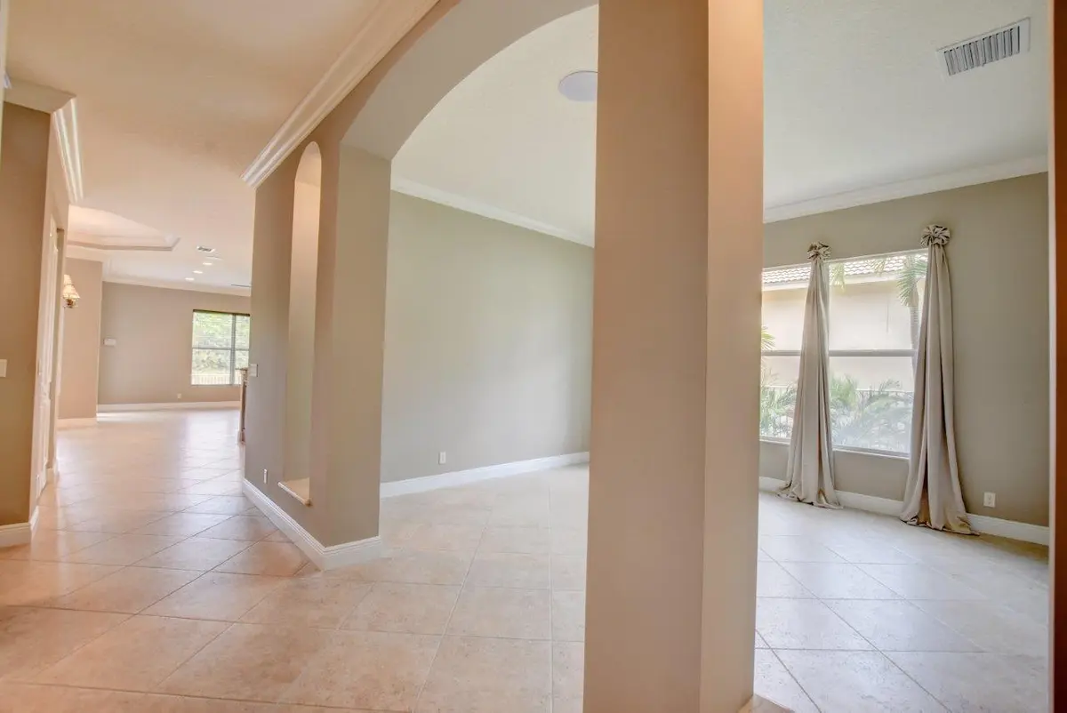 43e298336f9568ef01367680cc98cfc8 at 6669 Cobia Circle, Boynton Beach