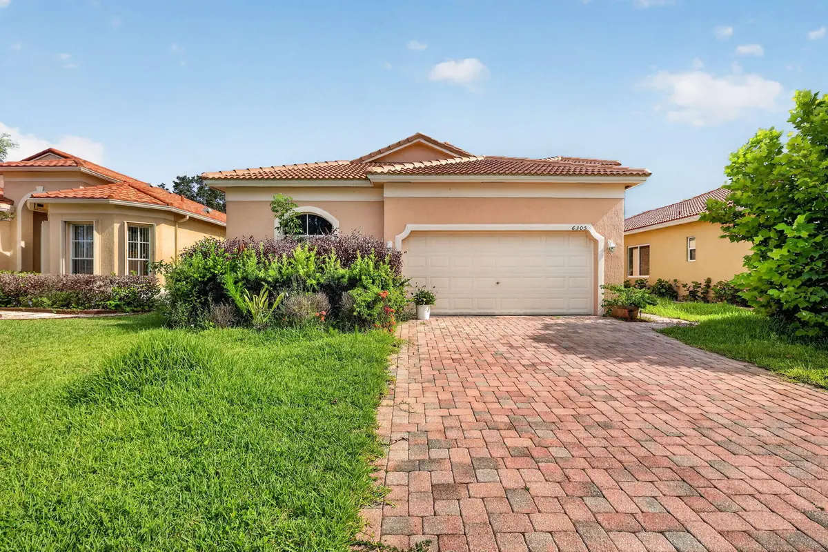 1-web-or-mls-7R7A2086 at 6305 SPRING LAKE Terrace, Fort Pierce