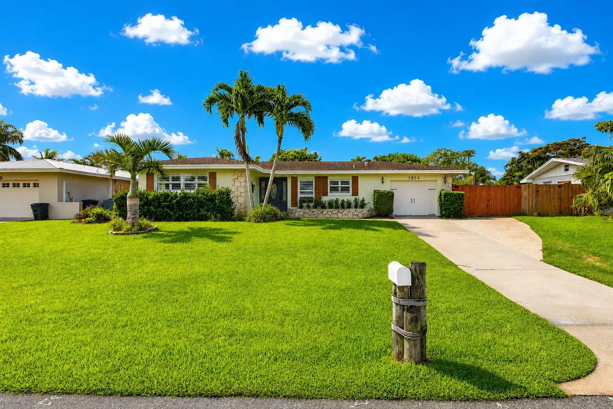 1-web-or-mls-untitled (5 of 26) at 3854 BUTTERCUP Circle, Palm Beach Gardens