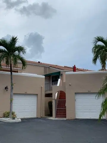front at 6606 VILLA SONRISA Drive 914, Boca Raton