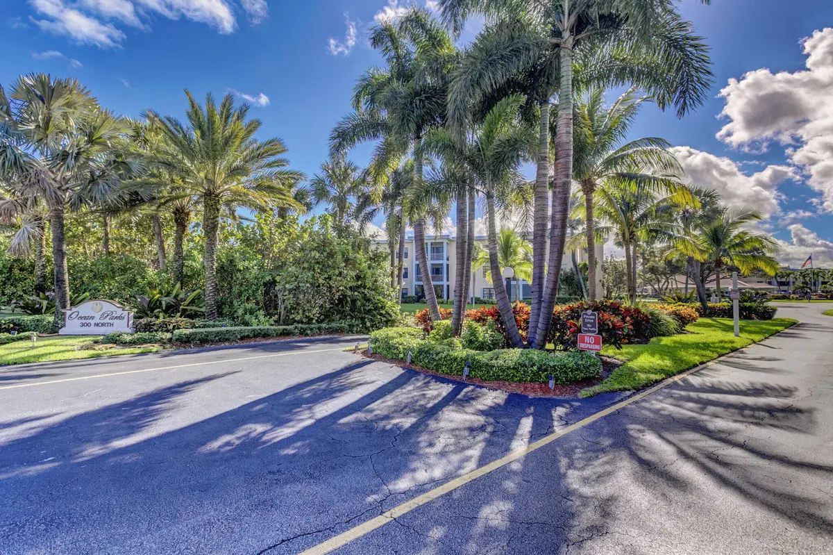 Community Amenities at 300 N A1A Highway 403 O, Jupiter