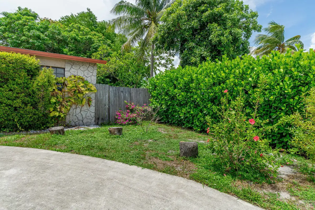 Frony at 2831 N Seacrest Boulevard A, Boynton Beach
