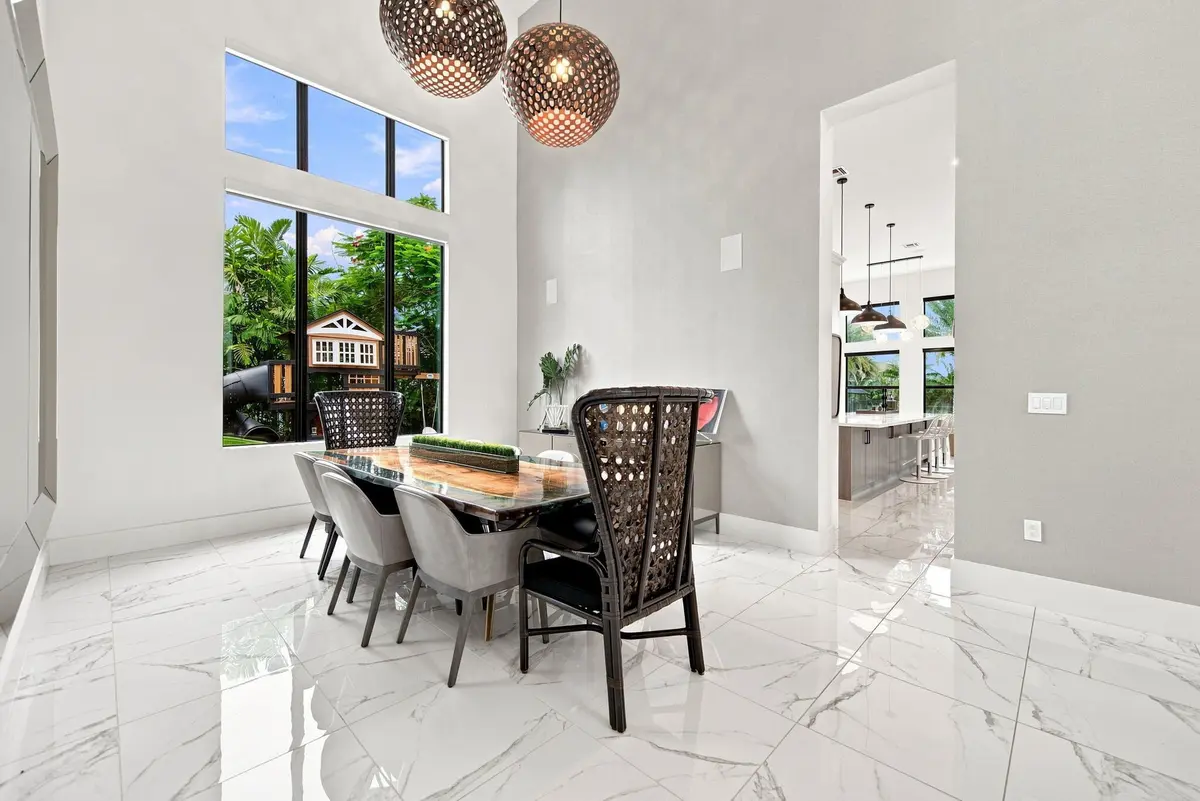 20-web-or-mls-6924-n-stillwater-shores-d at 6924 N STILLWATER SHORES Drive, Davie