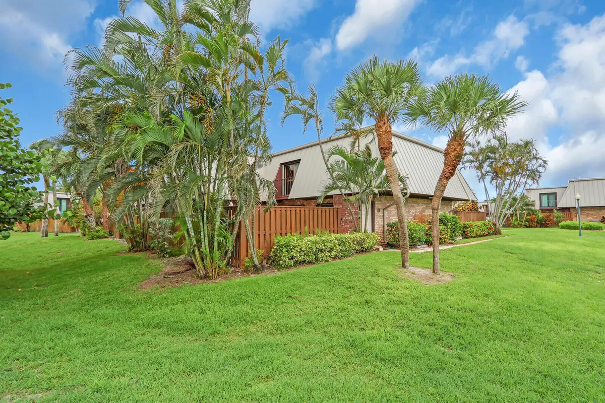 Building View at 1420 OCEAN Way 7D, Jupiter