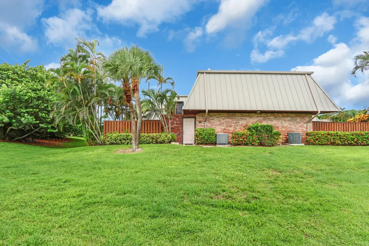 Building View at 1420 OCEAN Way 7D, Jupiter