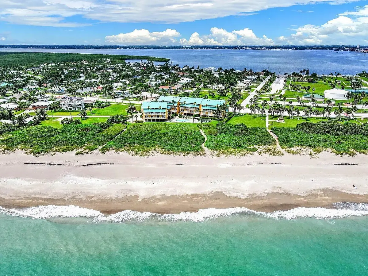 20241214214917878125000000-o at 1550 S OCEAN Drive 15, Fort Pierce