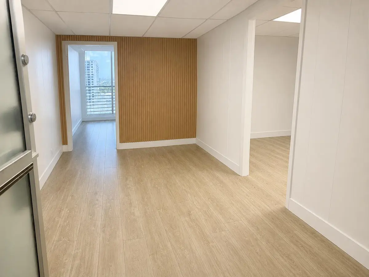 Suite 1 - Reception at 1720 HARRISON Street 18C, Hollywood