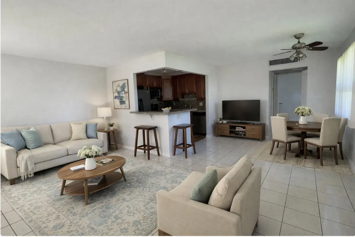 Lving room at 166 VALENCIA G Drive 166, Delray Beach