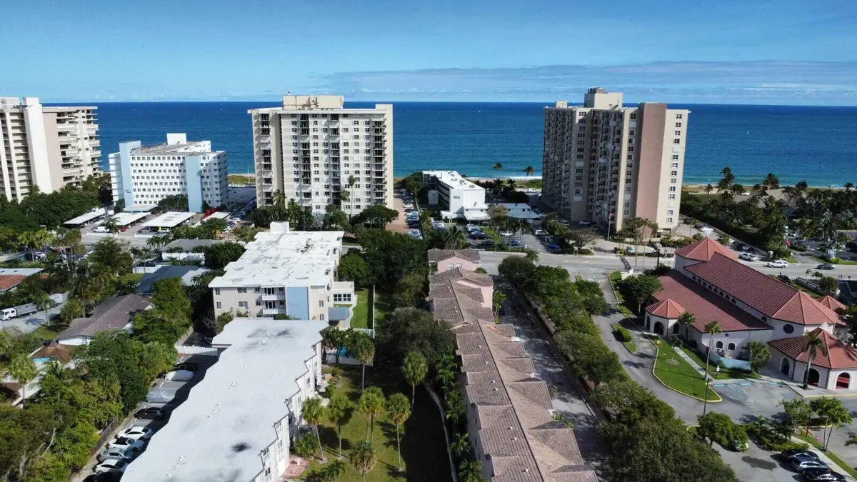 OVERHEAD VIEW at 1967 S OCEAN Boulevard 215-C, Lauderdale-By-The-Sea
