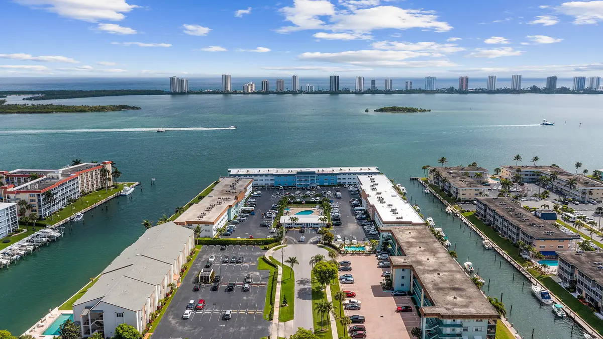 dji_0193 at 110 SHORE Court 315, North Palm Beach