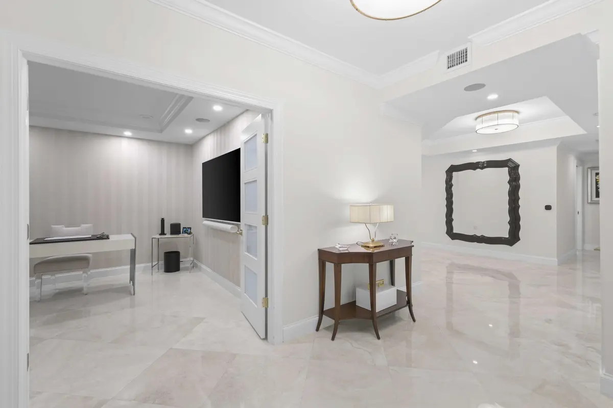 400 S. Ocean Blvd, Apt 25 - 5.jpg-FULL at 400 S Ocean Boulevard 25, Boca Raton
