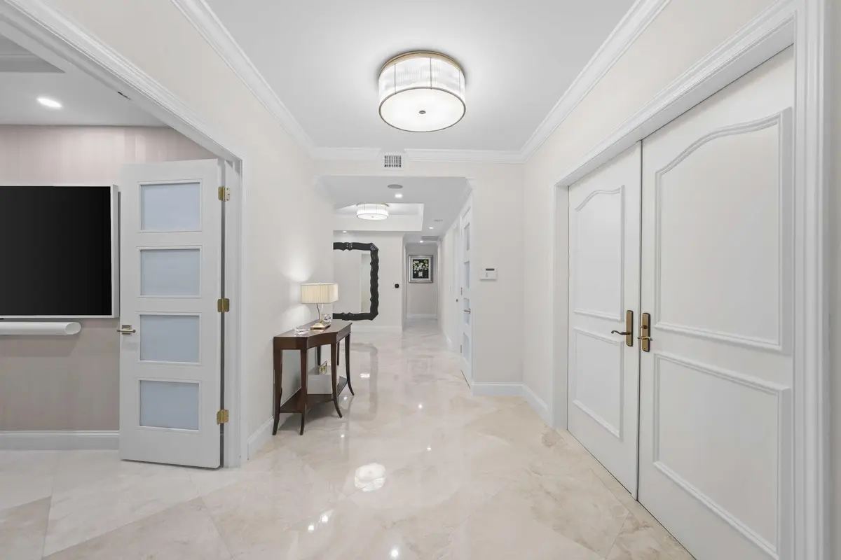 400 S. Ocean Blvd, Apt 25 - 8.jpg-FULL at 400 S Ocean Boulevard 25, Boca Raton