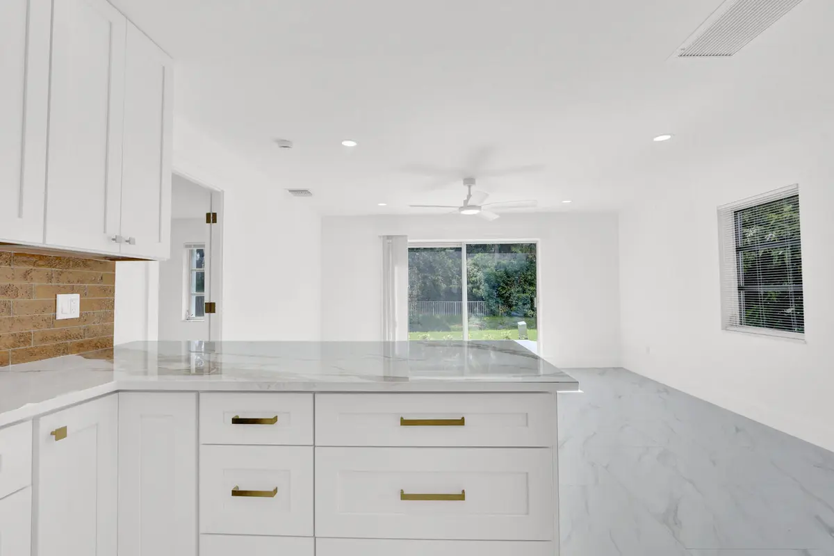 28_08_IMG_6938_mls at 10084 Meridian Way 4, Palm Beach Gardens