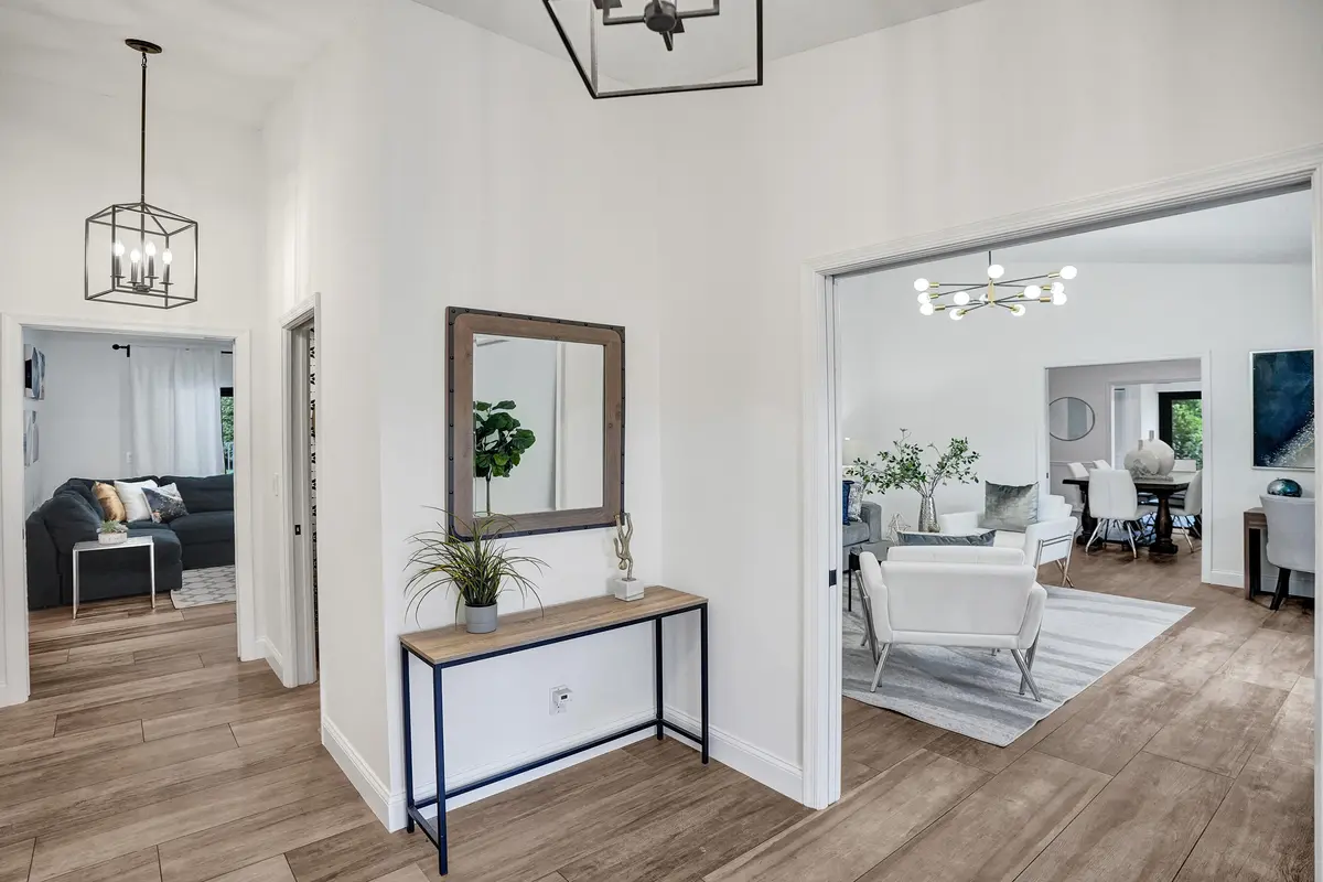 Fresh Interior Paint at 3640 NW 24th Way, Boca Raton