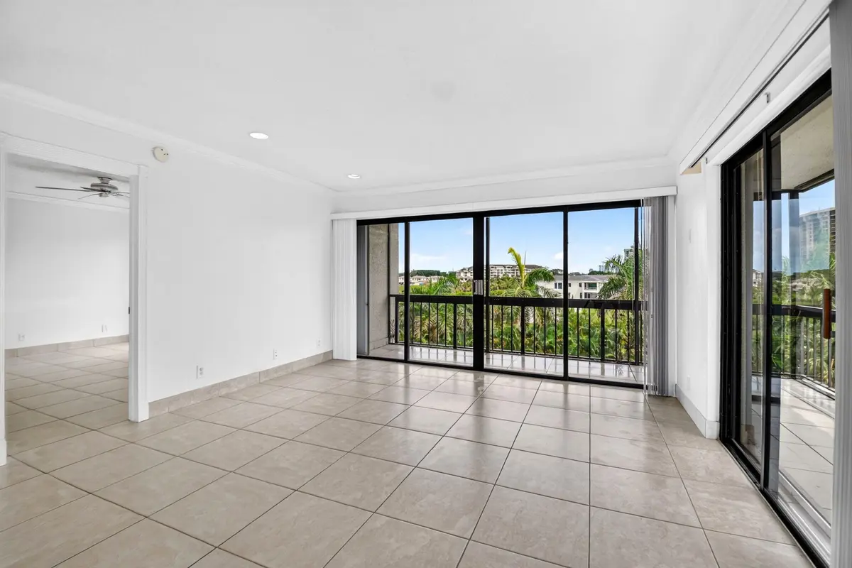 11-web-or-mls-DSC_3727 at 3050 Presidential Way 407, West Palm Beach