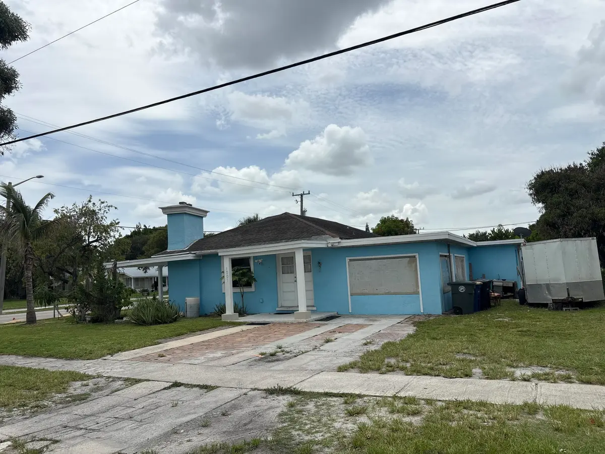IMG_2167 at 1001 Sunrise Boulevard, Fort Pierce