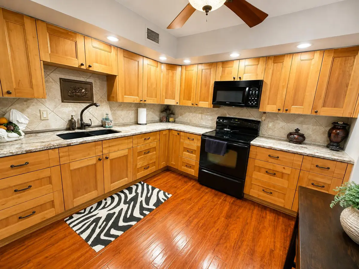 Kitchen Main photo at 2812 N 46TH Avenue G265, Hollywood