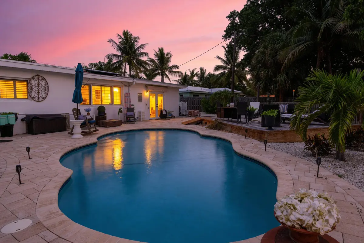 Twlight at 874 NW 2ND Avenue, Boca Raton