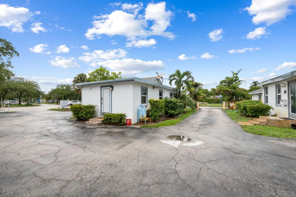 Photo 7 at 746 NE 3rd Avenue, Fort Lauderdale