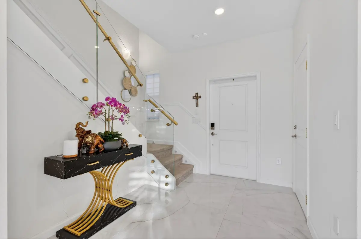 Photo 2 at 4668 NW 120th Way, Coral Springs