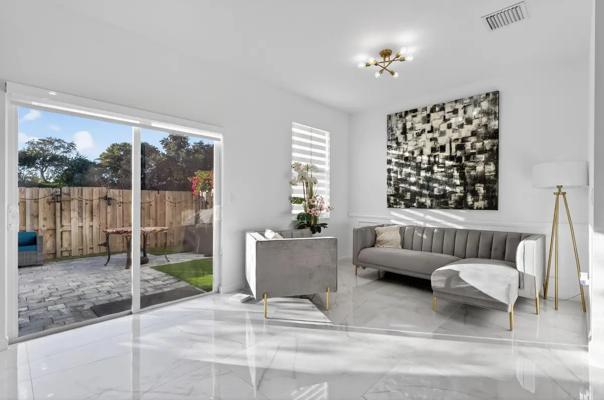 Photo 12 at 4668 NW 120th Way, Coral Springs