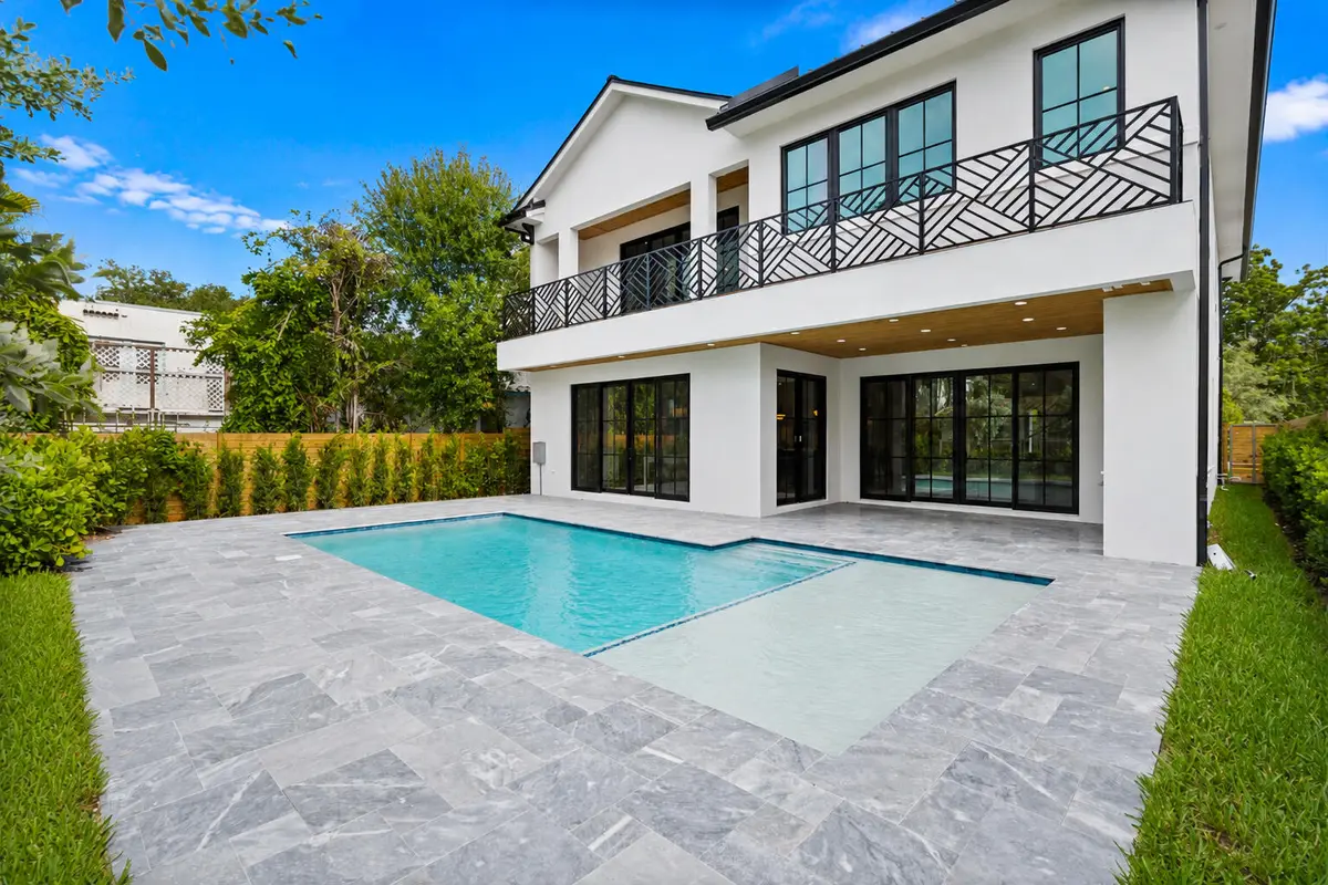 House 5 at 1016 SE 8th Street, Fort Lauderdale