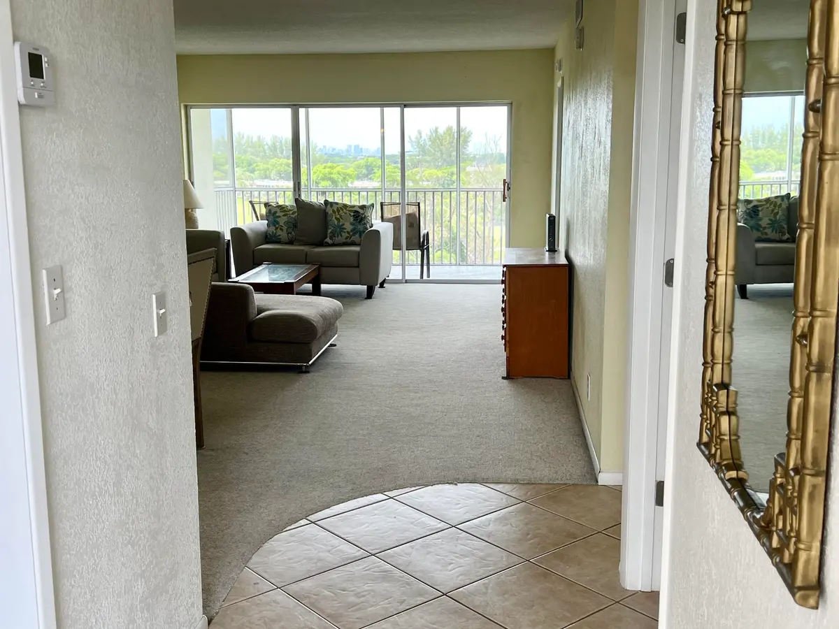 IMG_0724 at 3000 N PALM AIRE Drive 603, Pompano Beach