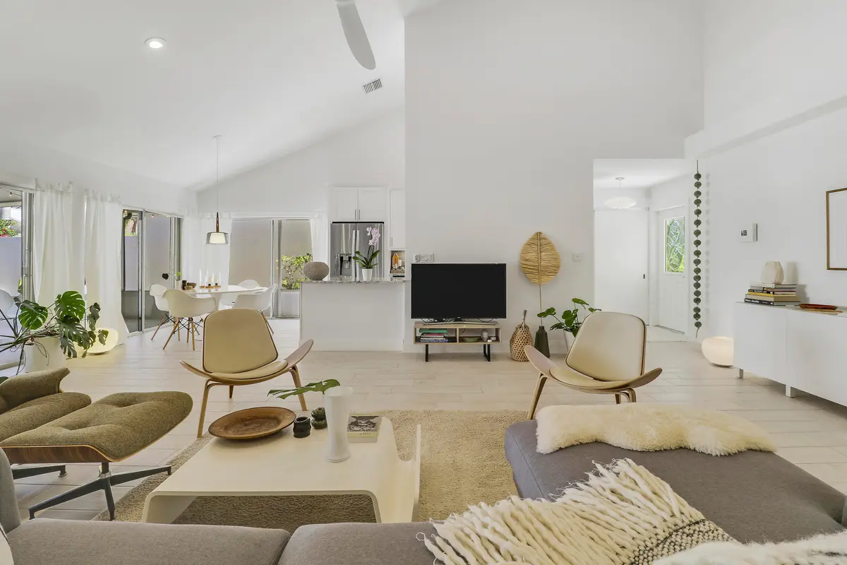Living Area at 125 Harbourside Circle, Jupiter