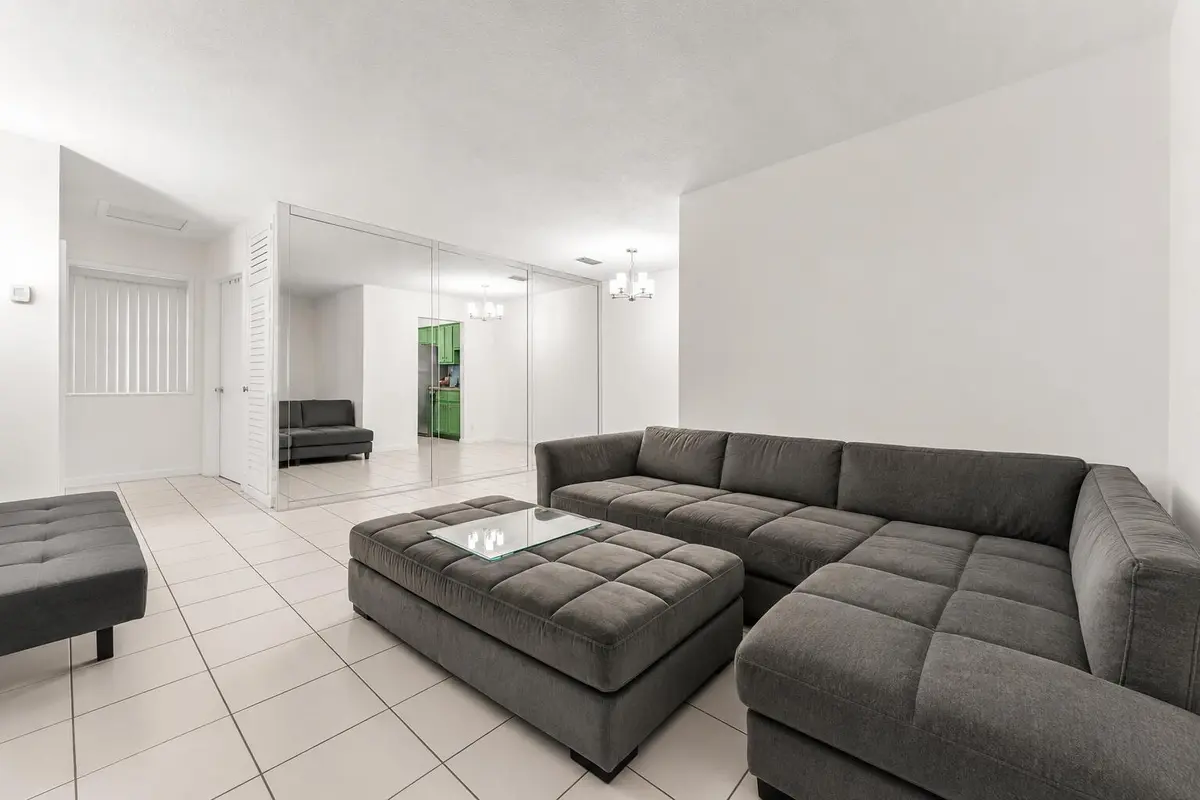 Image Aug 6, 2026 at 01_26_38 PM at 1431 S 14TH Avenue 209, Hollywood