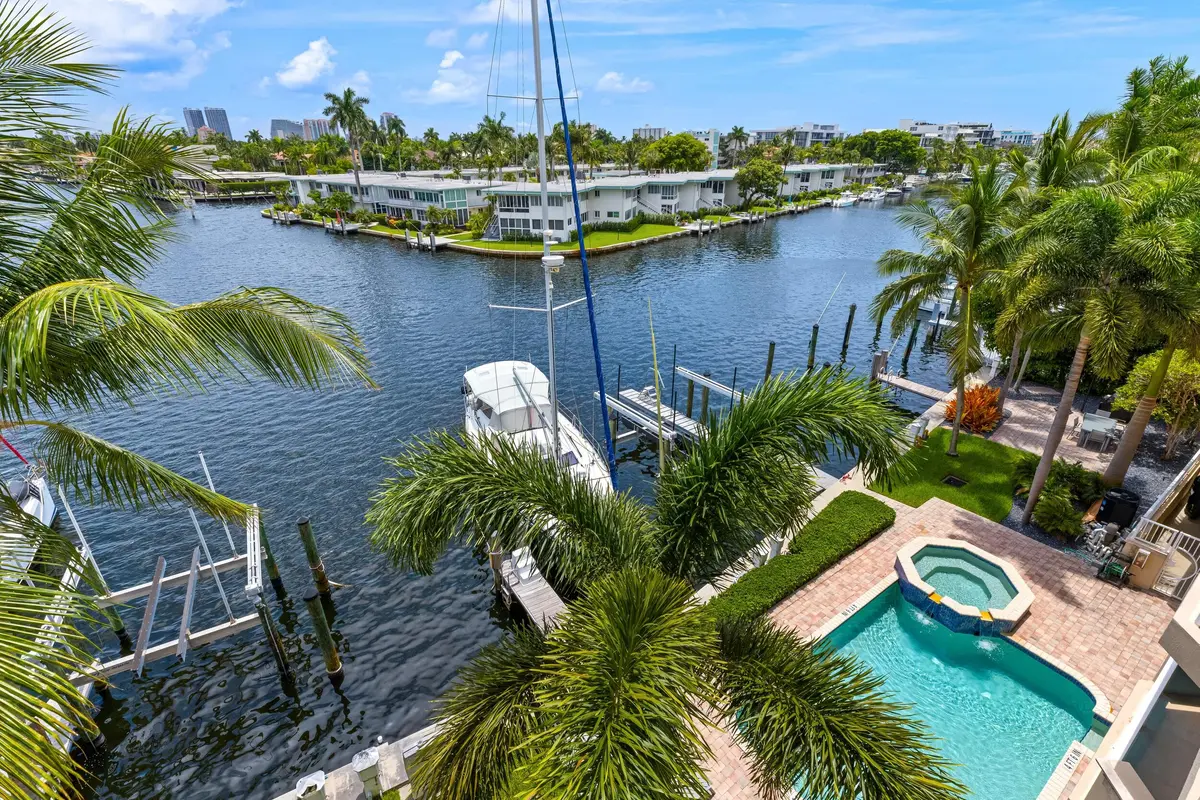 ACXV8816 at 516 HENDRICKS Isle 4A, Fort Lauderdale