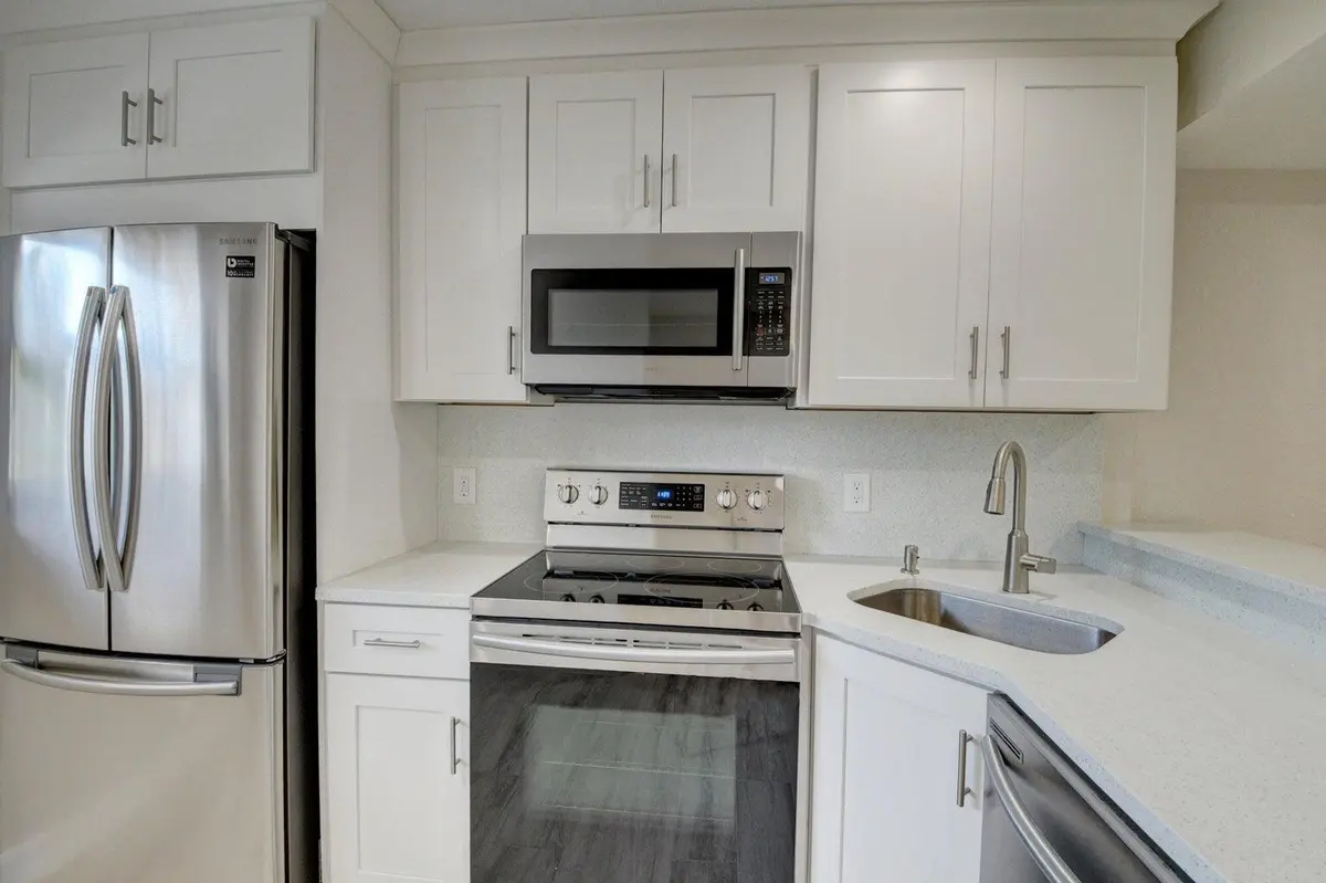 20221130203919343786000000-o at 398 W Camino Real 1, Boca Raton